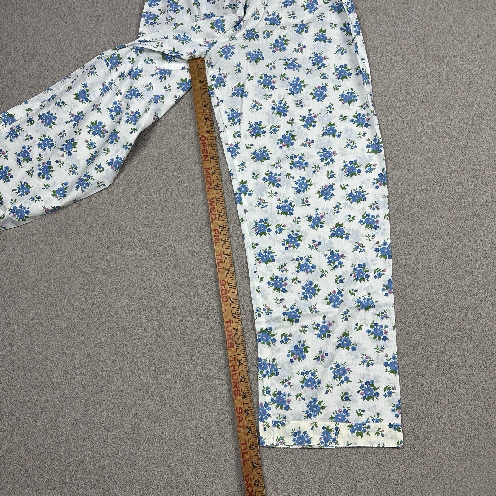Vtg Dreamaway Pajama PJ Set Top & Pants Blue White Flowers Sanforized Sz 34