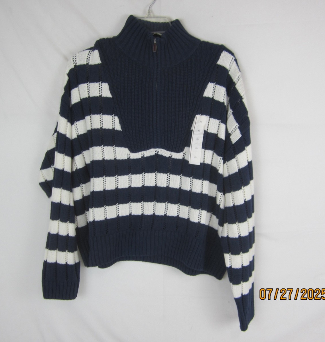 A New Day Women’s Mock Turtleneck Quarter Zip Pullover Sweater Navy/Cream XL