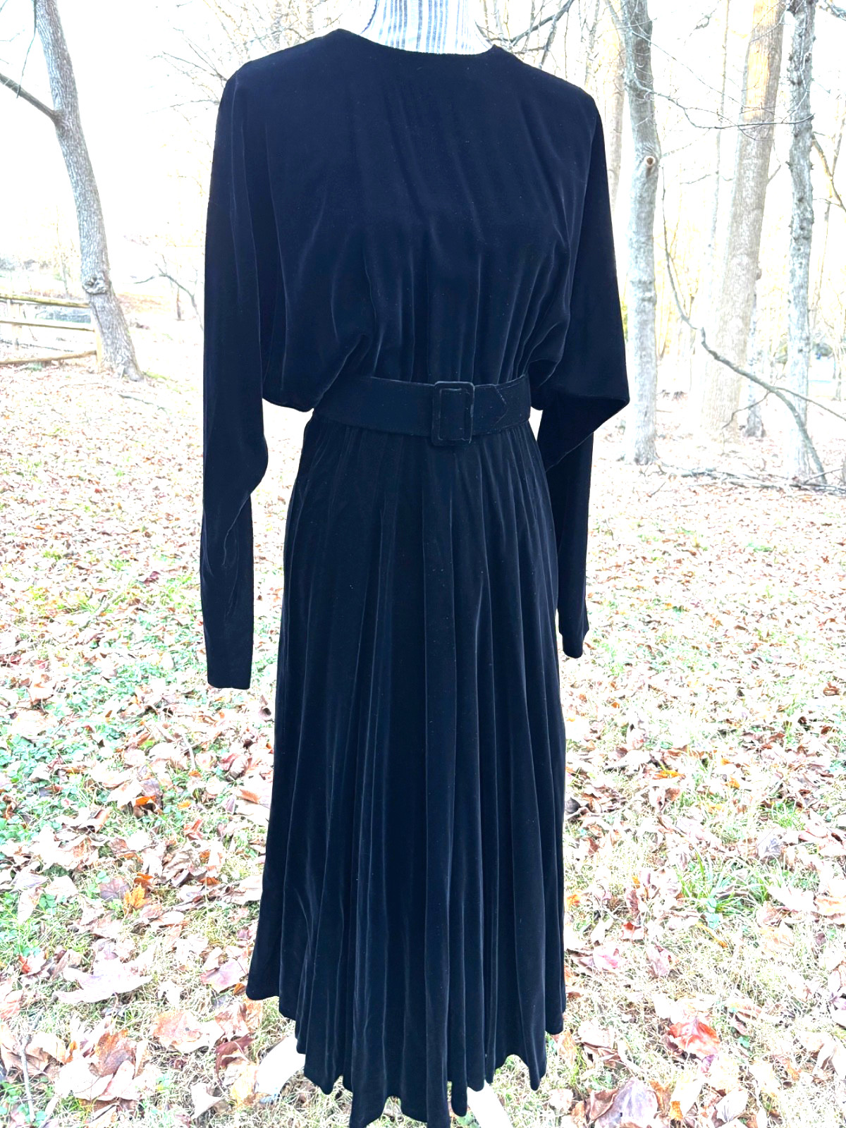 Vtg 80’s Lloyd Williams Black Velvet Dress MiUSA Sz 6 – Old Hollywood Gothic