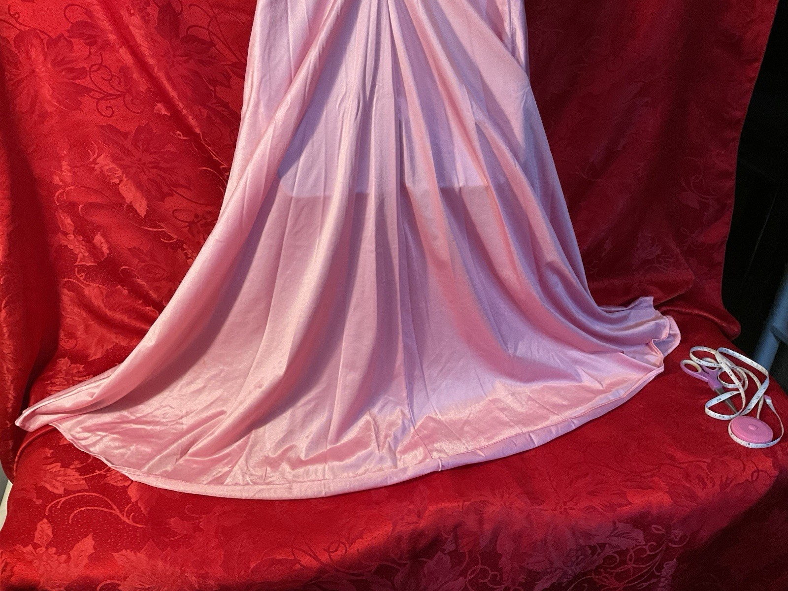 Vintage Lady Cameo Pink Long Gown Lace Detail Silky Sexy Feminine Size M