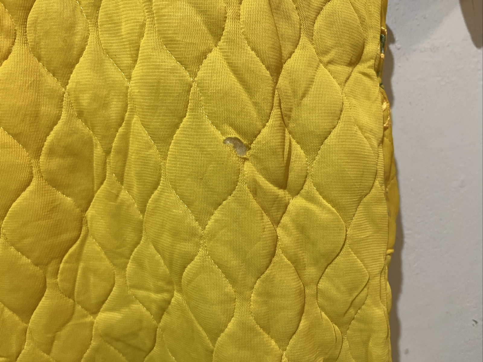 Vtg Paulette New York Housecoat Womens Medium Yellow Quilted Prop Costume Flaws