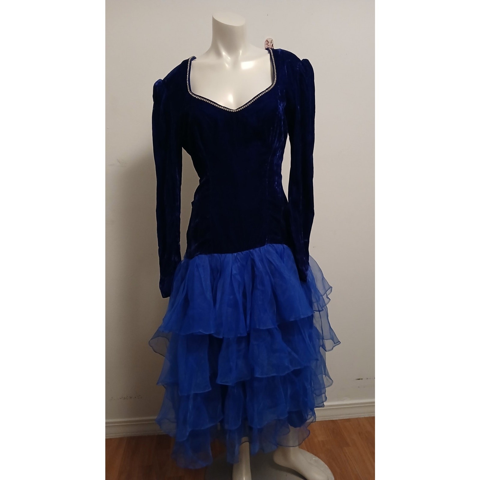 Vintage 1980s Blue Velvet Bodice Party Dance Dress Tiered Tulle Skirt Rhinestone