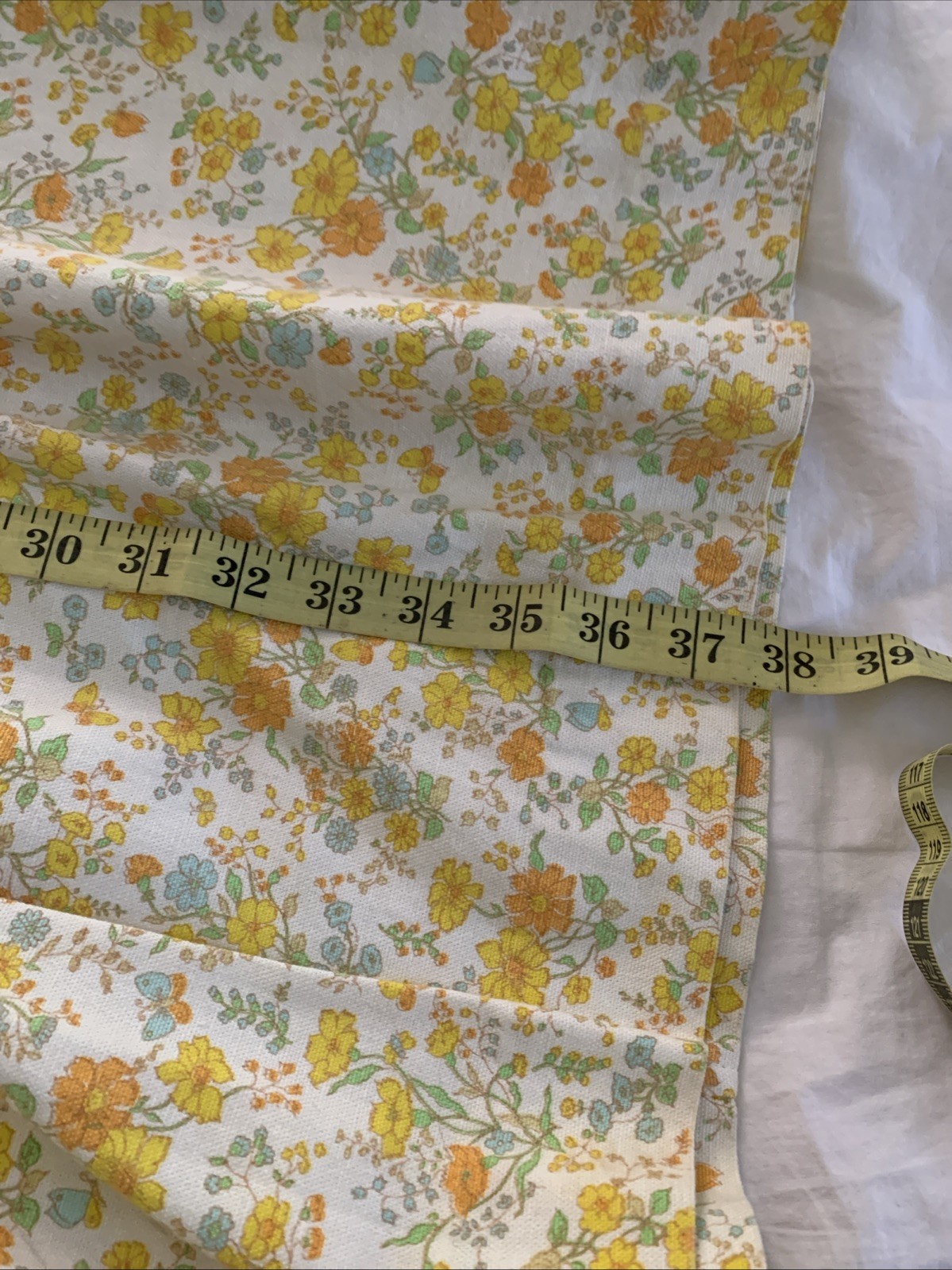 Cos Cob 1960s Vintage Peter Pan Collar Sleeveless Dress Yellow Floral Print