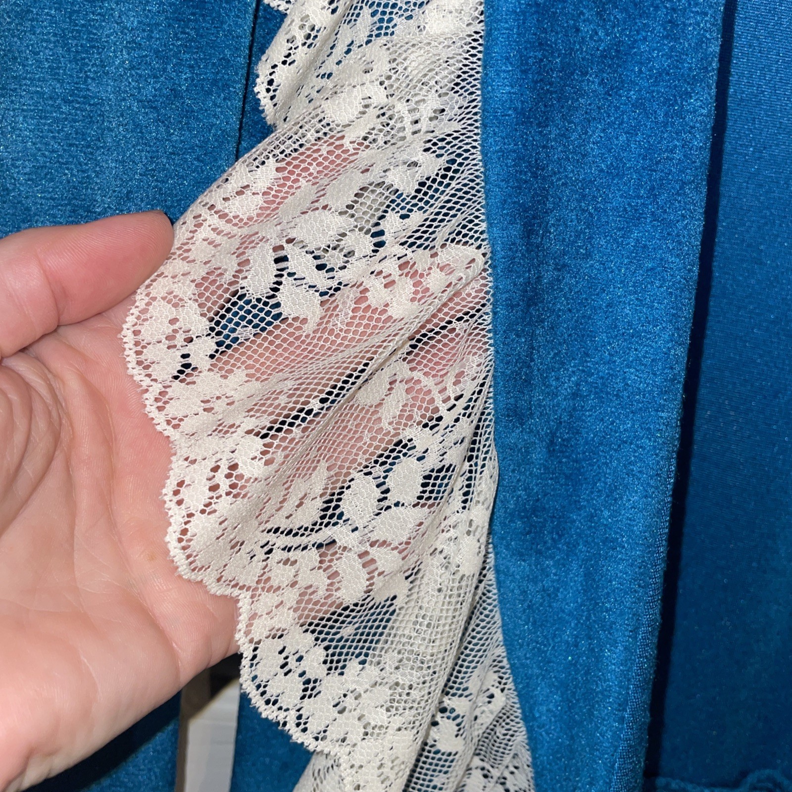 Vintage Teal Velvet Long Housecoat Lace Trim Grandma Granny Nostalgia M 12-14