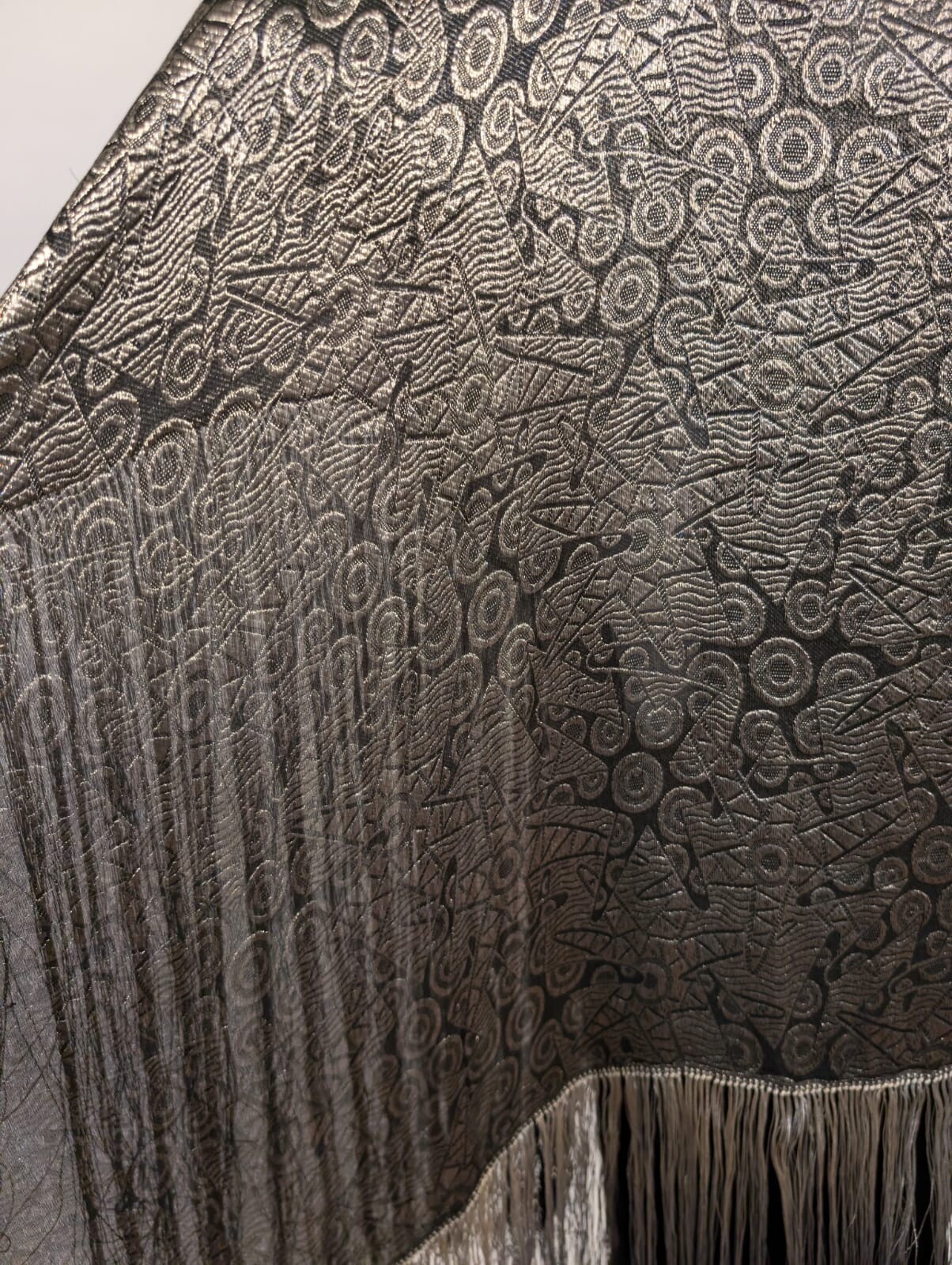 ART DECO 1920’S METALLIC SILK LAME SHAWL FOR DRESS W OMBRE FRINGE