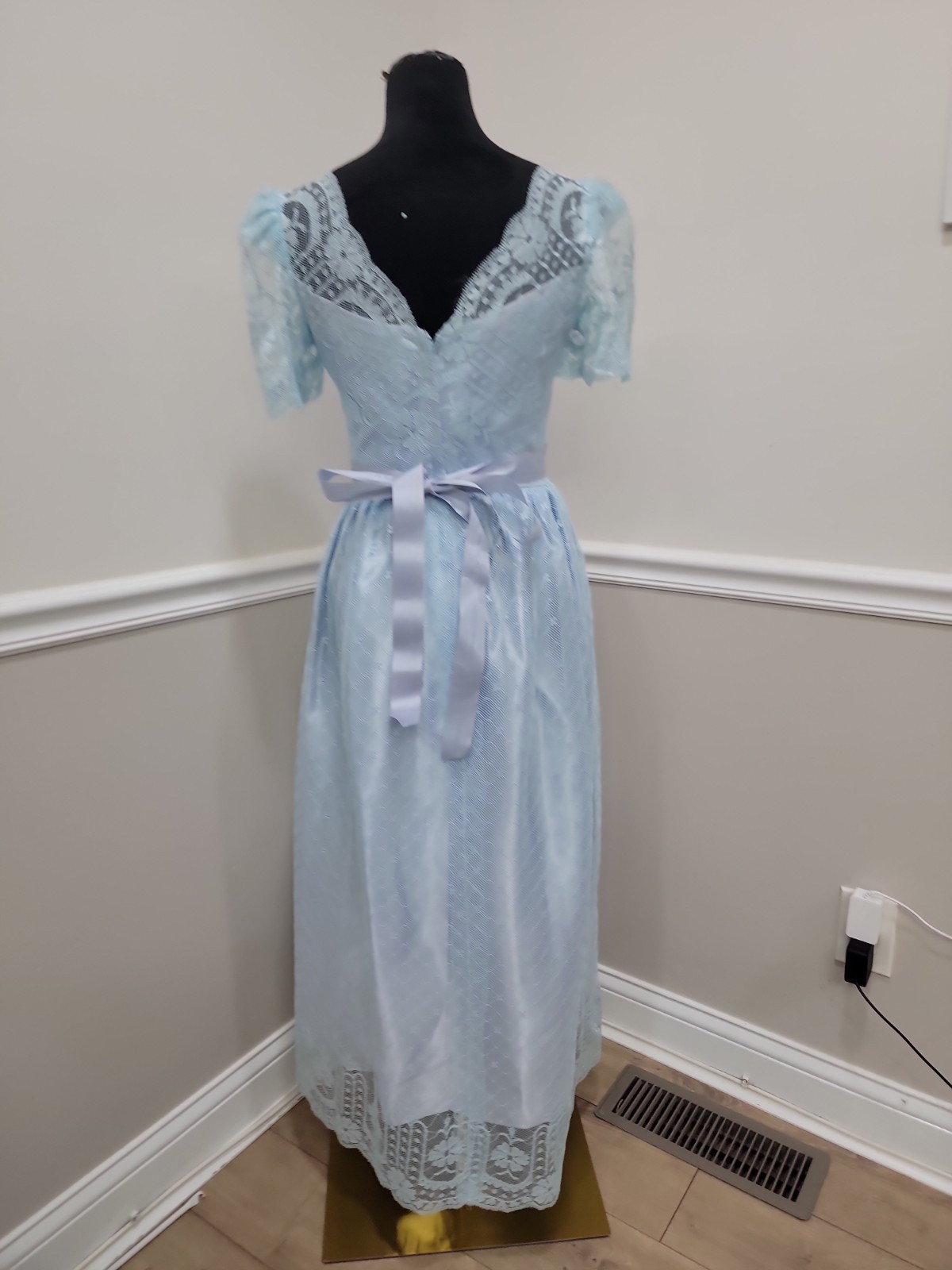 Blue Vintage Lace Prom Formal Vintage Size 11/12 Women’s Dress