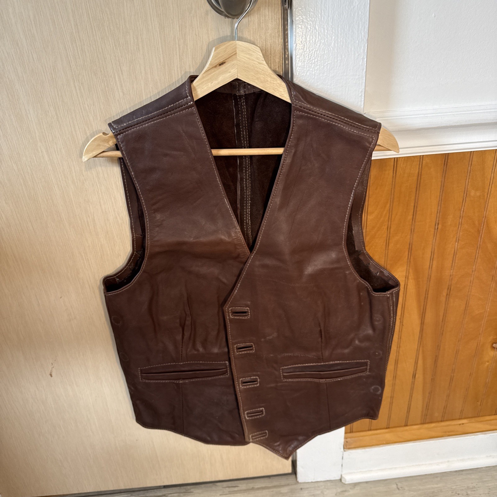 Vintage Brown Genuine Leather Vest Size 42 Sleeveless Western Button Front