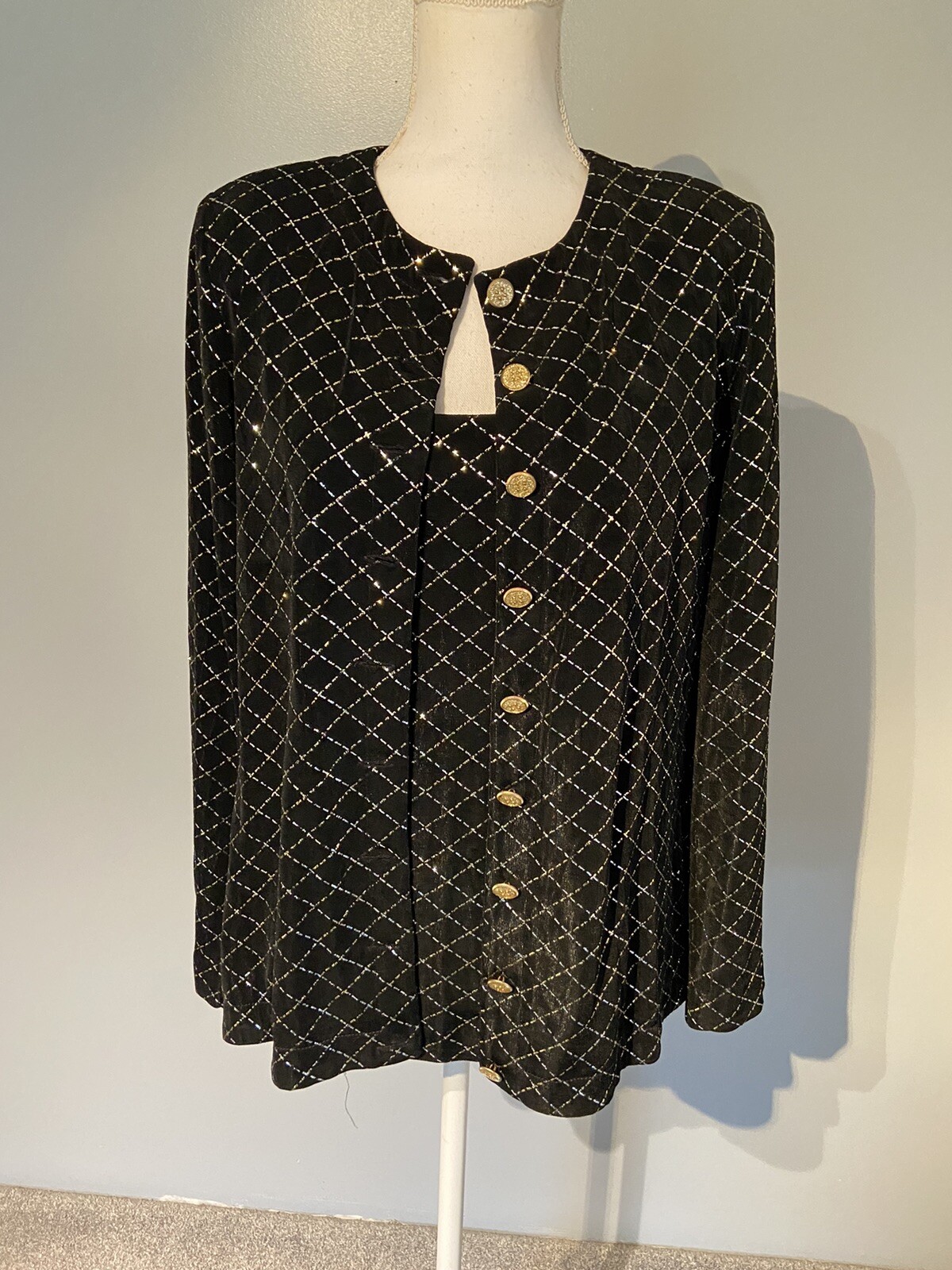 Francais M Vintage Black Twinset Shirt With Gold Accent