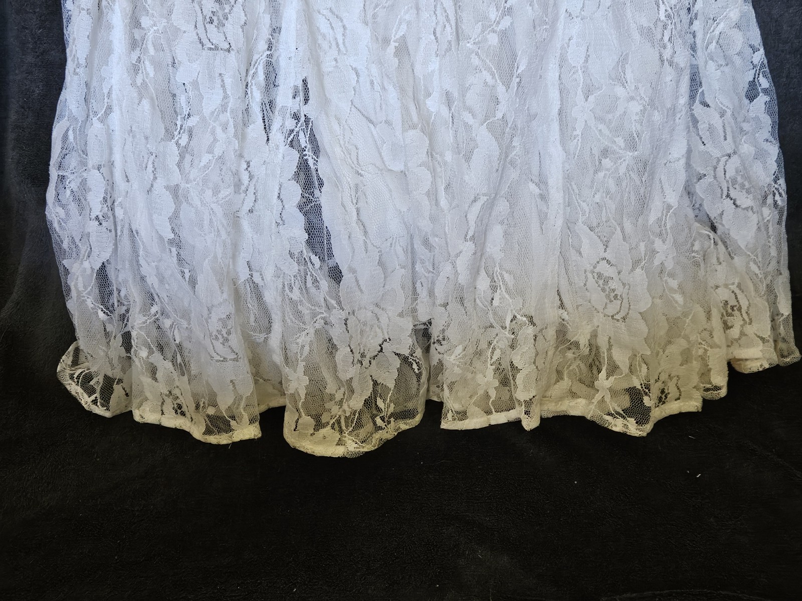 Vintage NOSTALGIA Ivory Off White Lace & Iridescent Beading Maxi Dress*Large