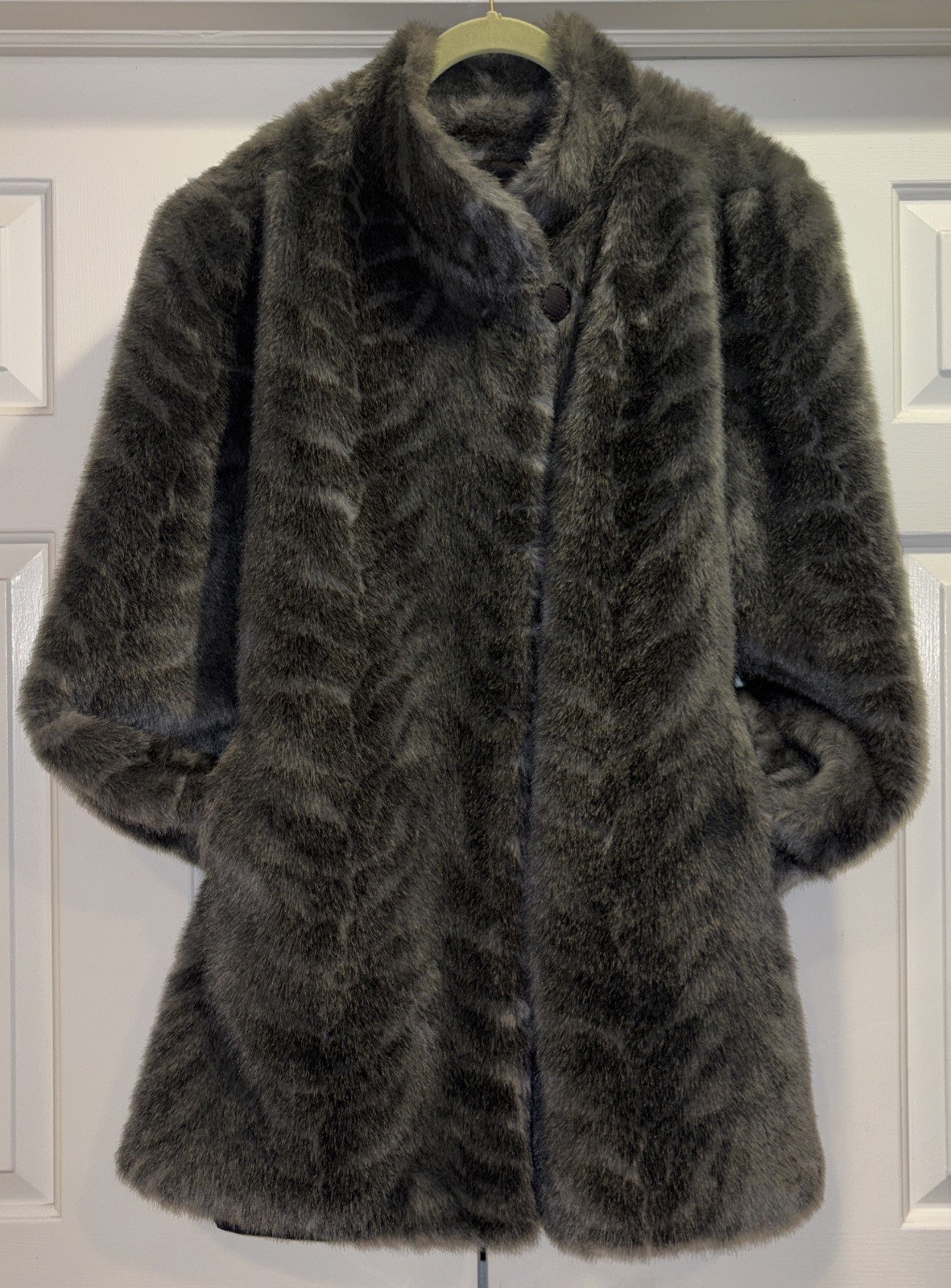Vtg Hillmoor NY Faux Fur Swing Coat Chevron Animal Print Gray L/XL? Mob Wife