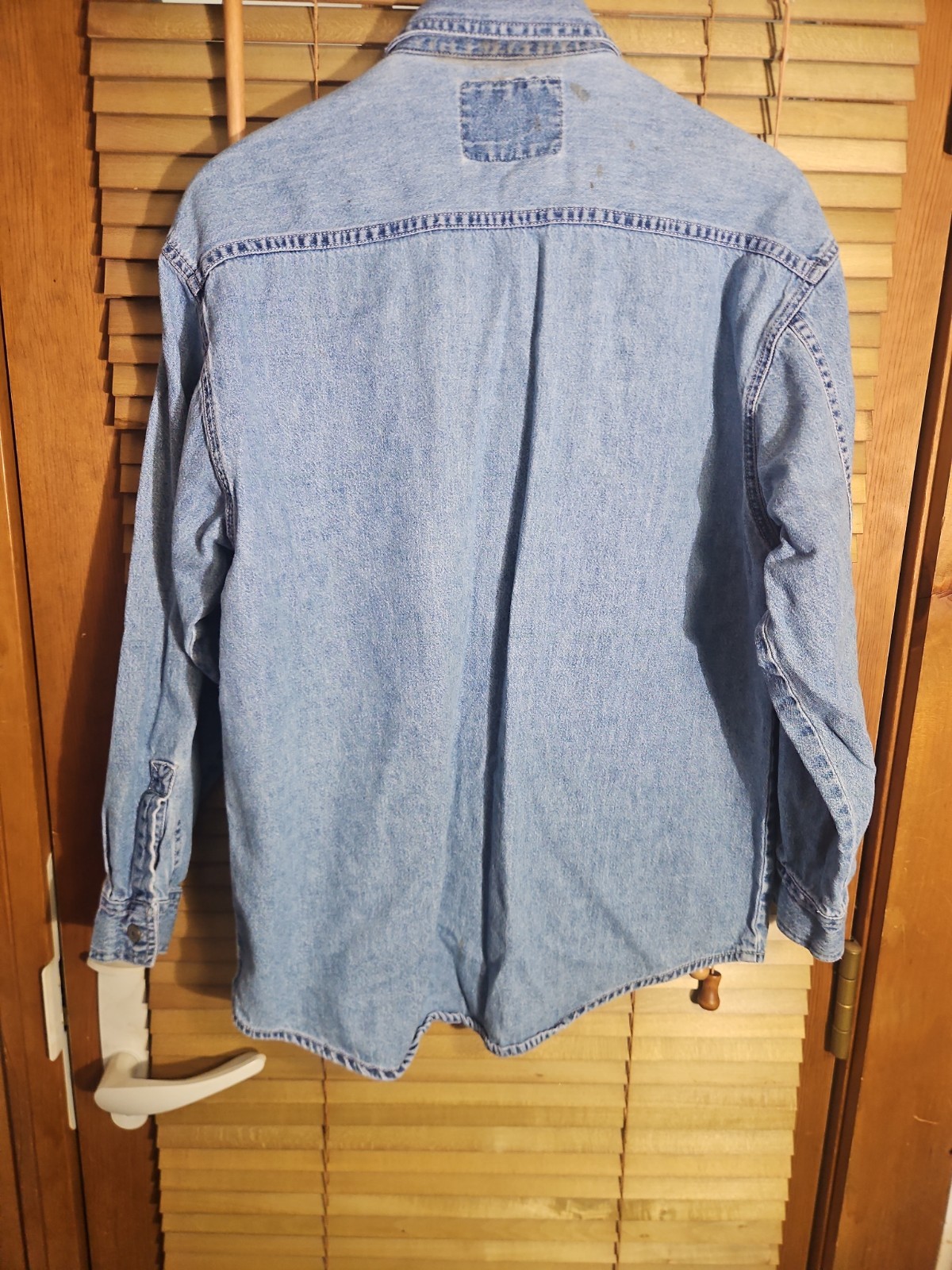 Thrashed Vintage 90s Levis Levi’s Red Tab Women’s Large 16-18 Denim LS Shirt
