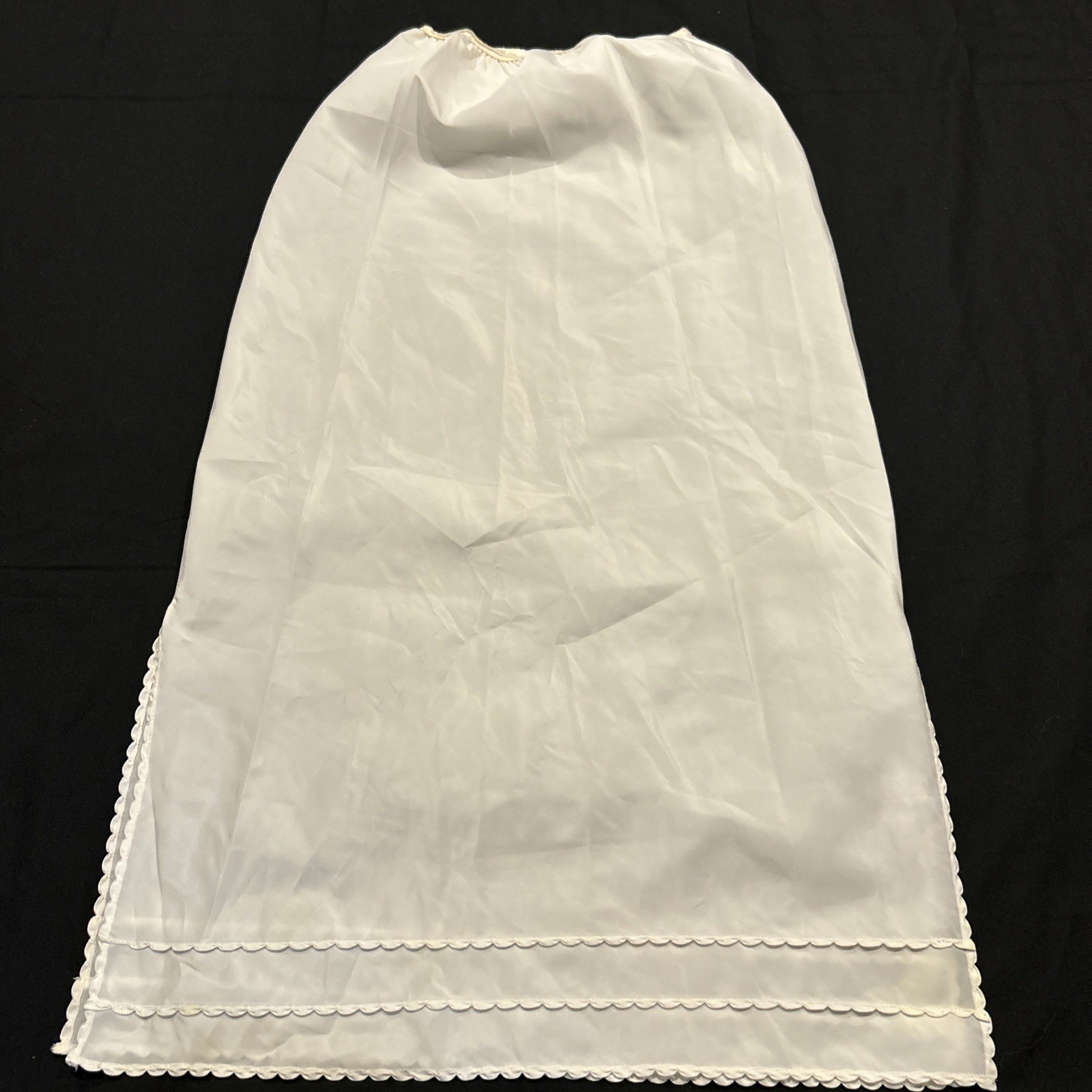 VTG White Slip Skirt Maxi The Snip-It Size M 70s Nylon Blend Embroidered Hem B18