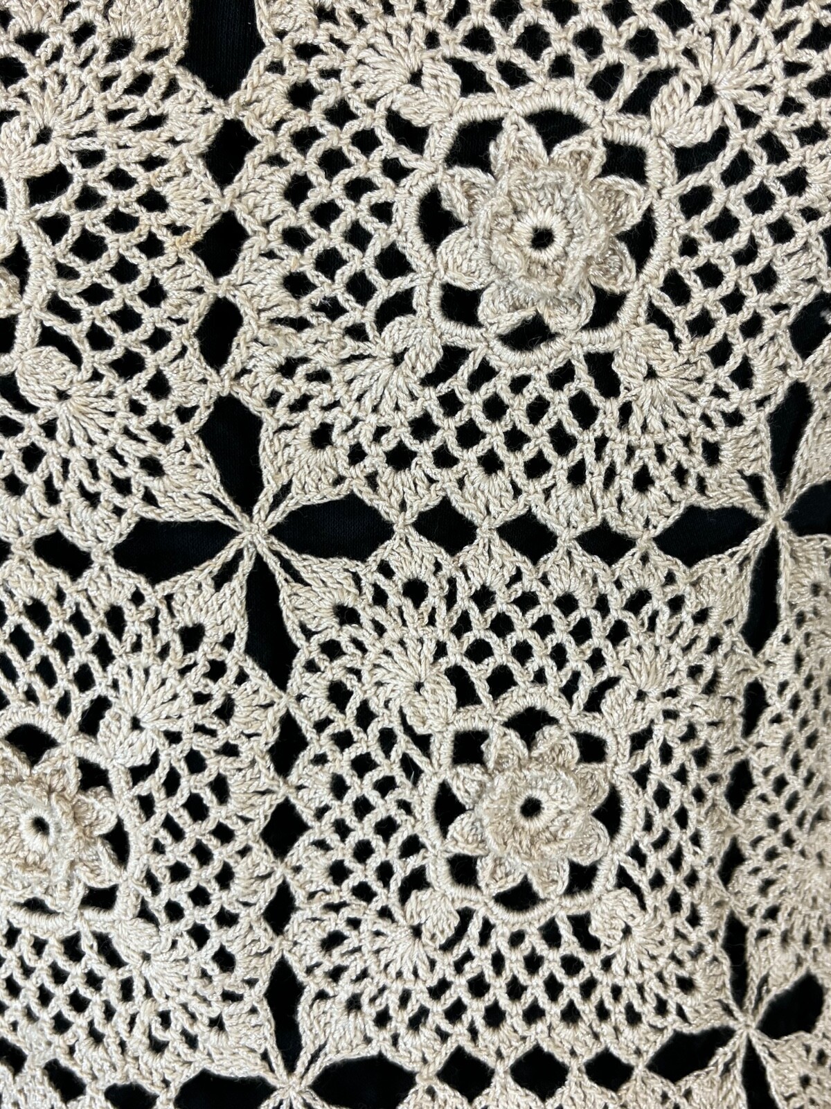 Vintage 1980’s-1990’s beige hand CROCHET open lace top by Peter Lynne size S/XS