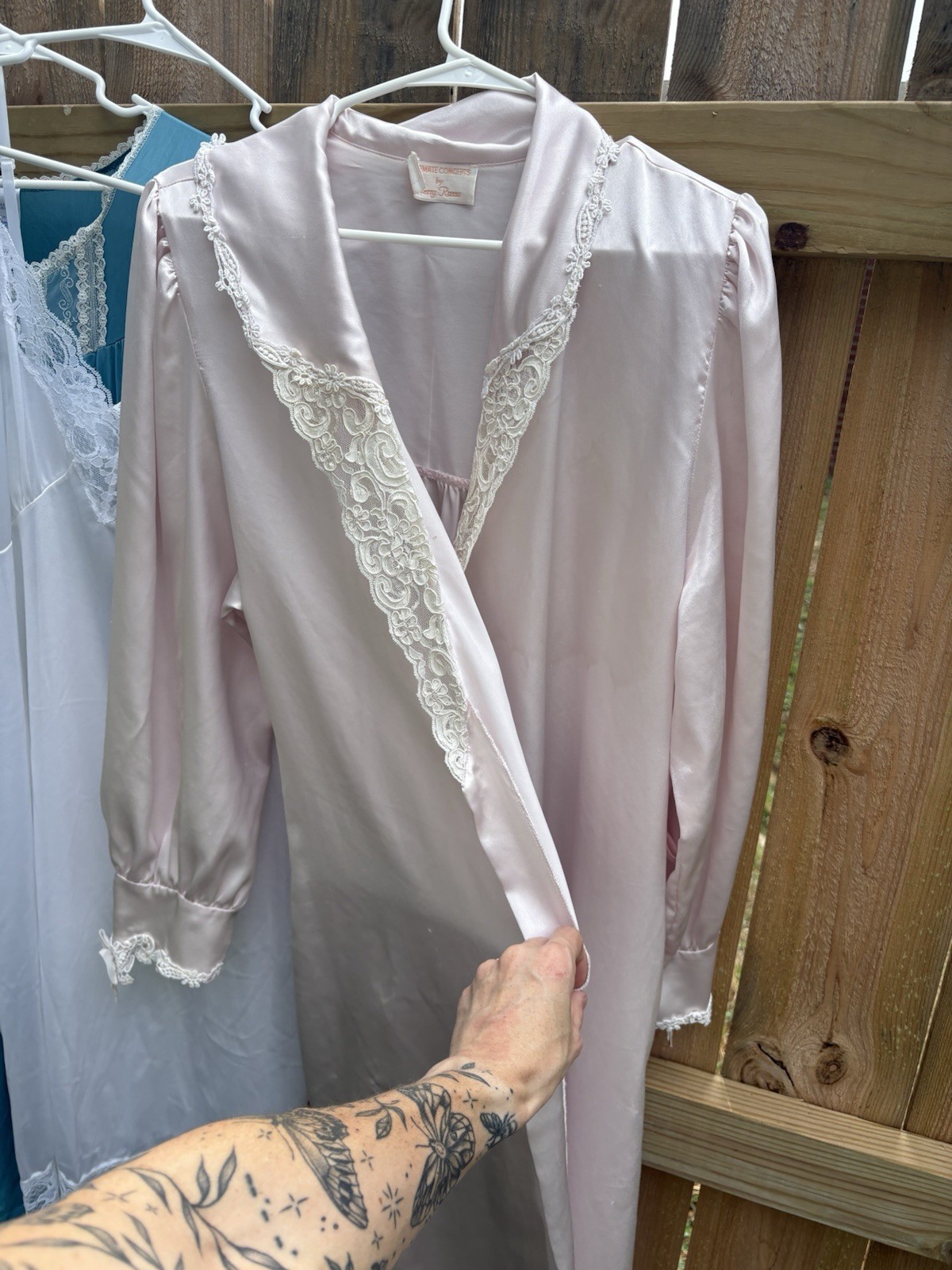 Lot Of 10 Pieces Vintage Nightgowns And Robes Moomoos Slips Lingerie L/XL