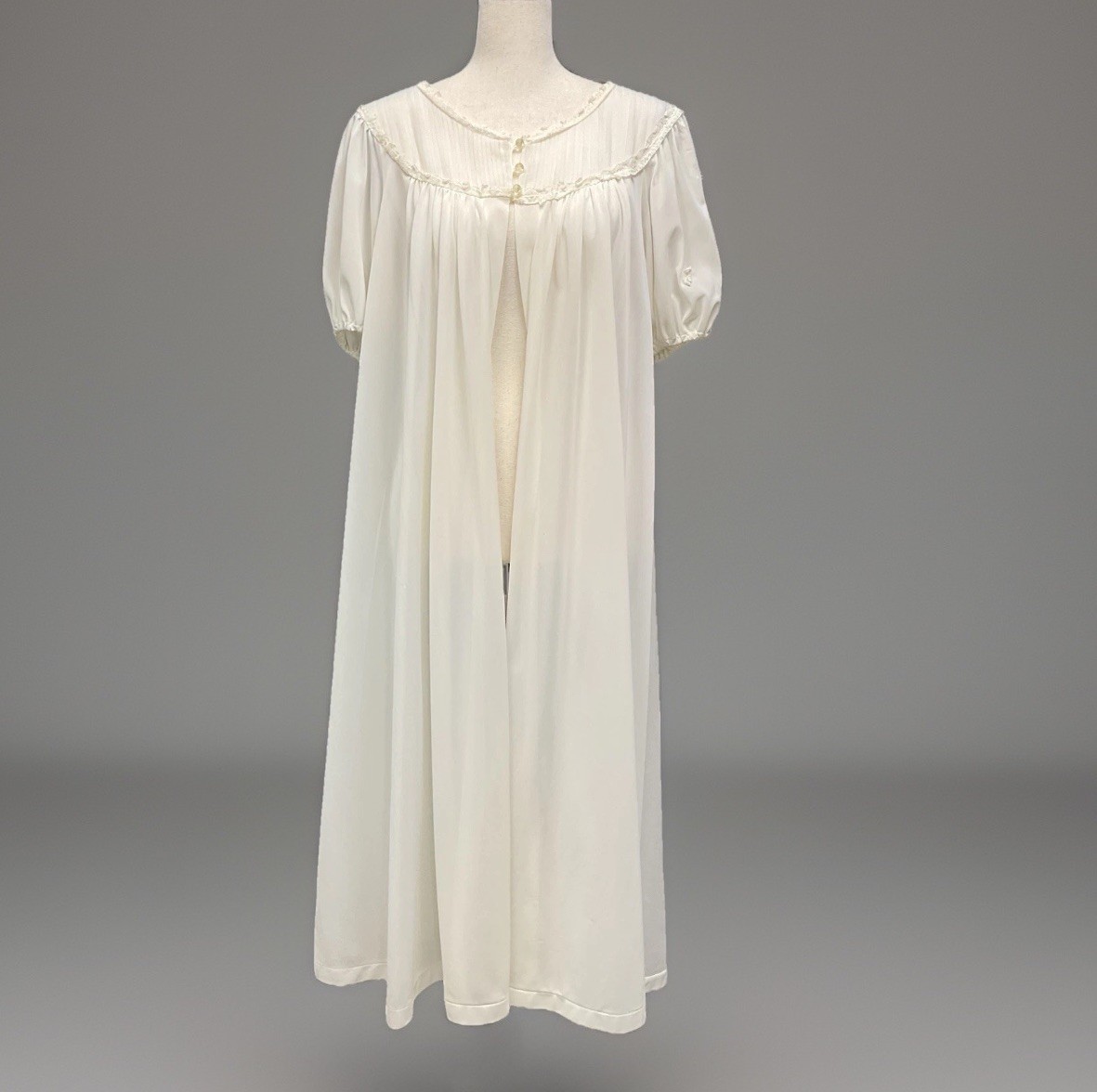 VTG Luxite By Kayser Sheer White Peignoir Duster Robe Women’s Sz 32 Puff Sleeve