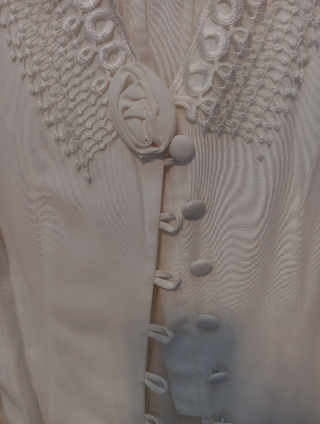 Vintage 80s Tina Barrie Size 16P 2PC Jacket & Skirt Cream Color Made in USA