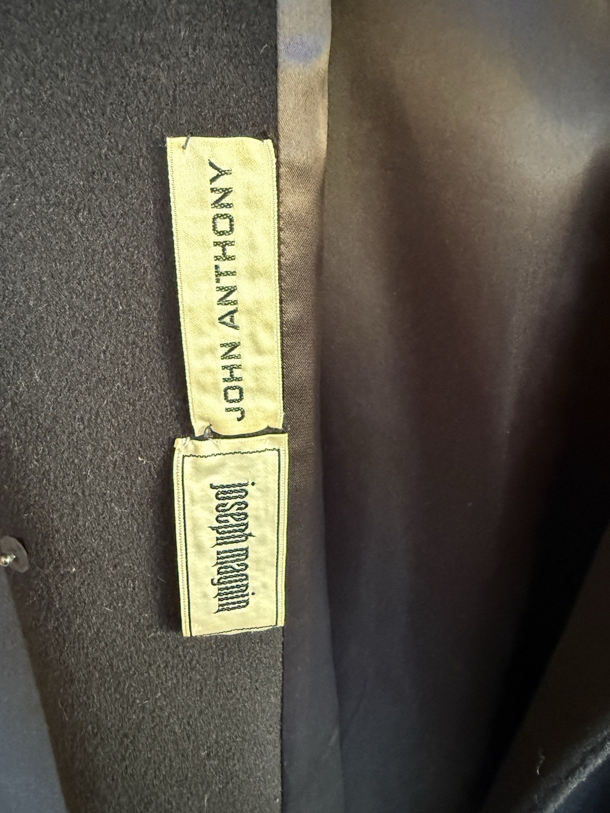Absolutely Gorgeous Vintage black wool coat with Raccoon fur collar and wrists
