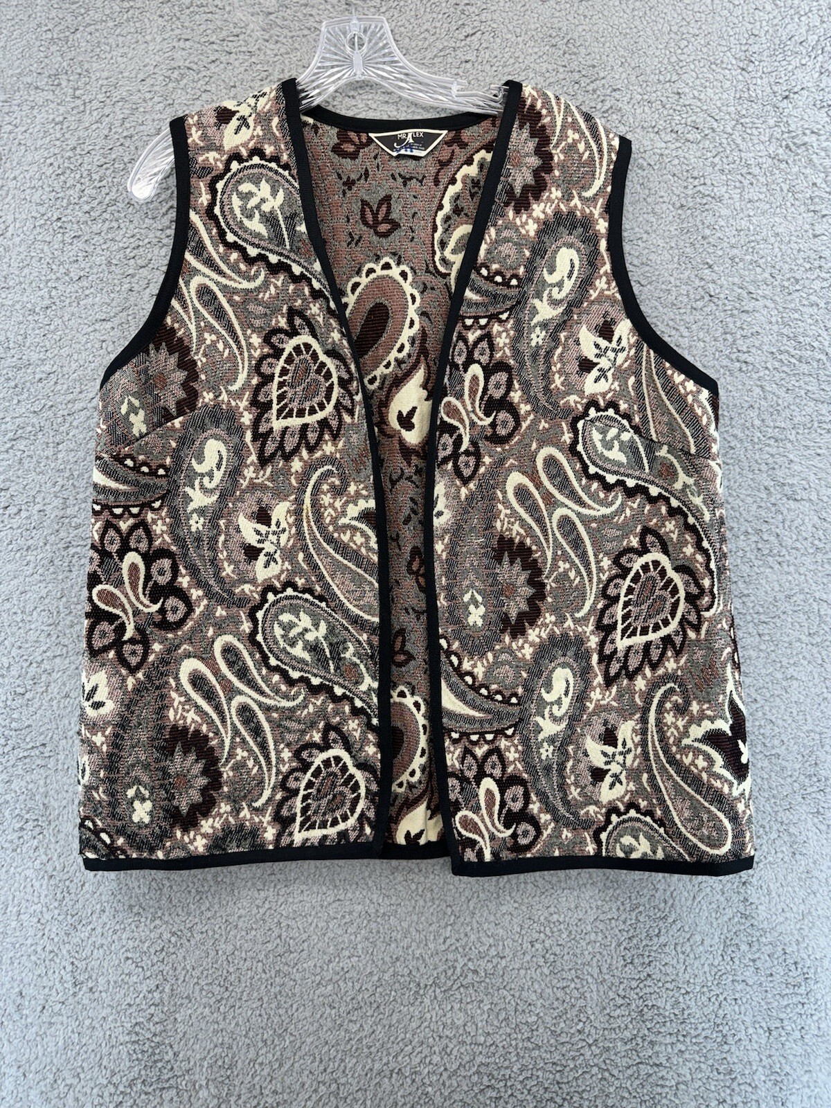 Mr.Alex Alex Colman Inc Tapestry Open Sleeveless Vest 27”H X 22”W