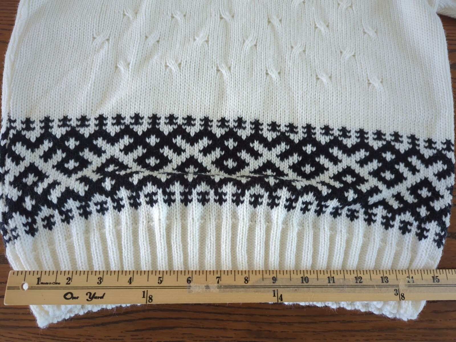 Vintage JOLIE Nordic Sweater With Turtleneck & Black Geometric Pattern sz M / L