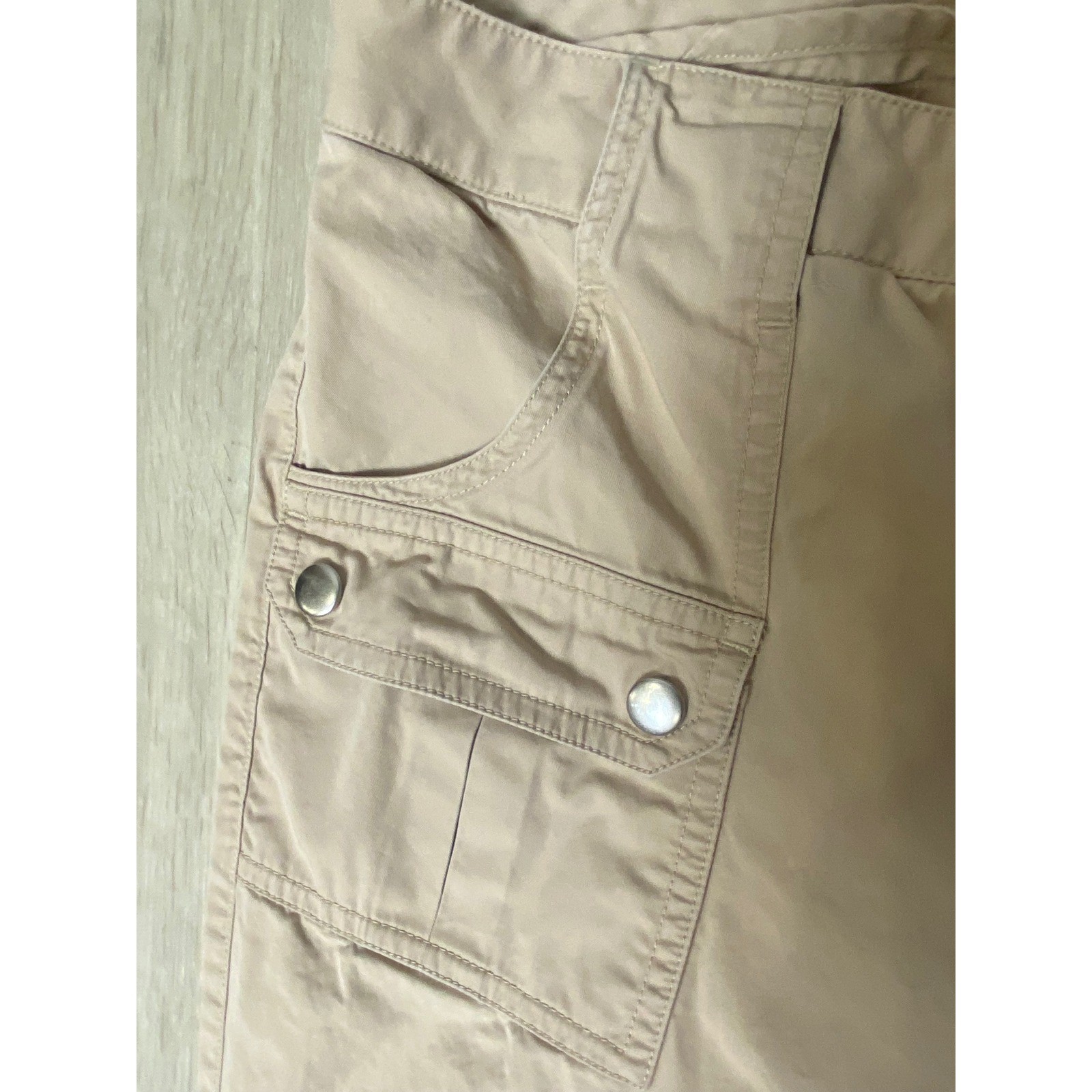 Vintage Guess Cargo Capri Pants 90’s Y2K Low Rise Women’s M