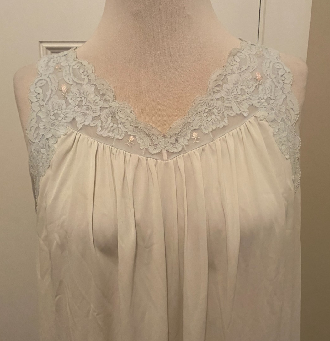 Vintage Shadowline Light Blue Lace Nightgown Gown Size M