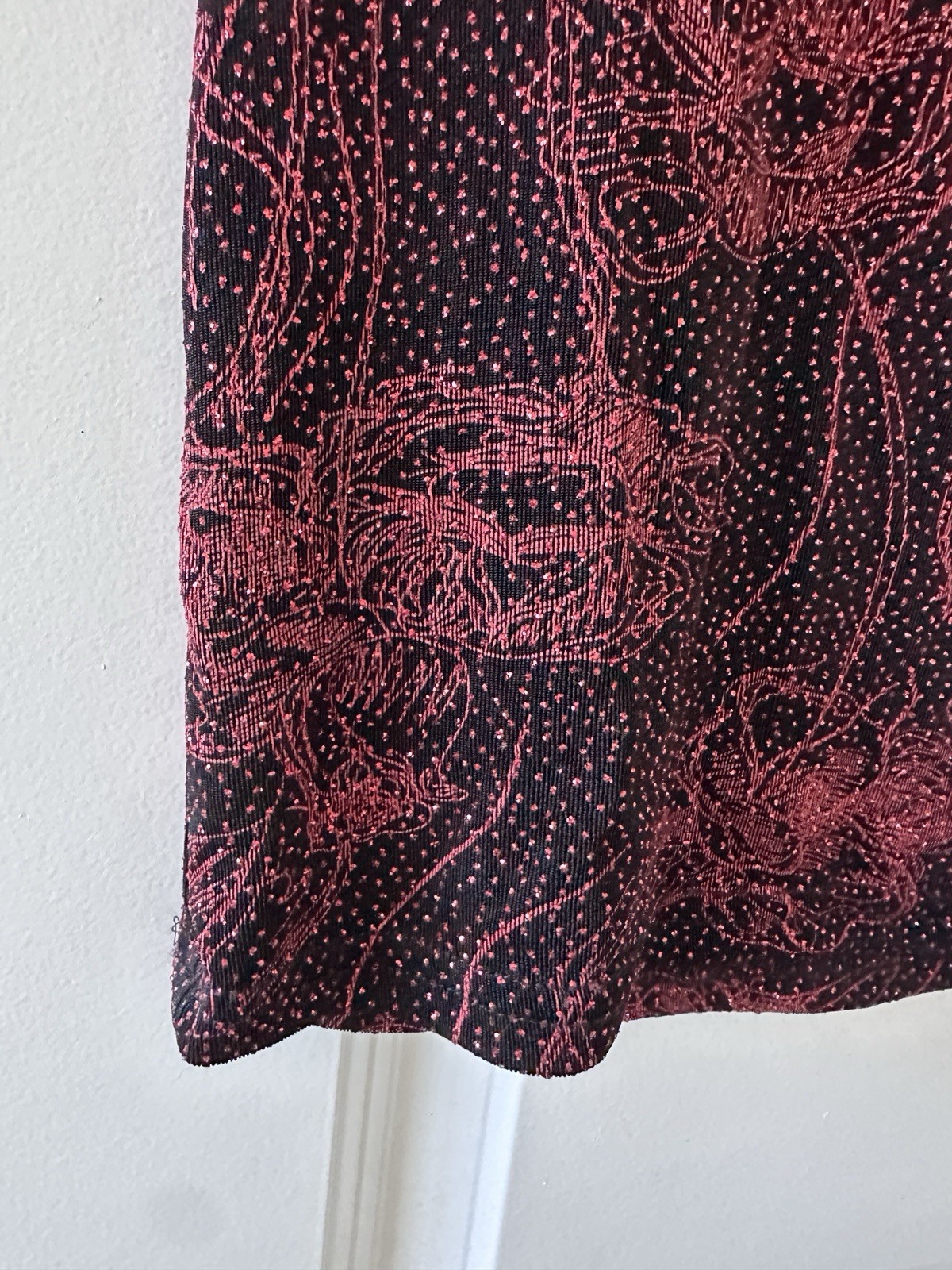 Vintage 90s JKLA Black & Red Glitter Floral Slinky Tank Top Women’s Sz Med Party