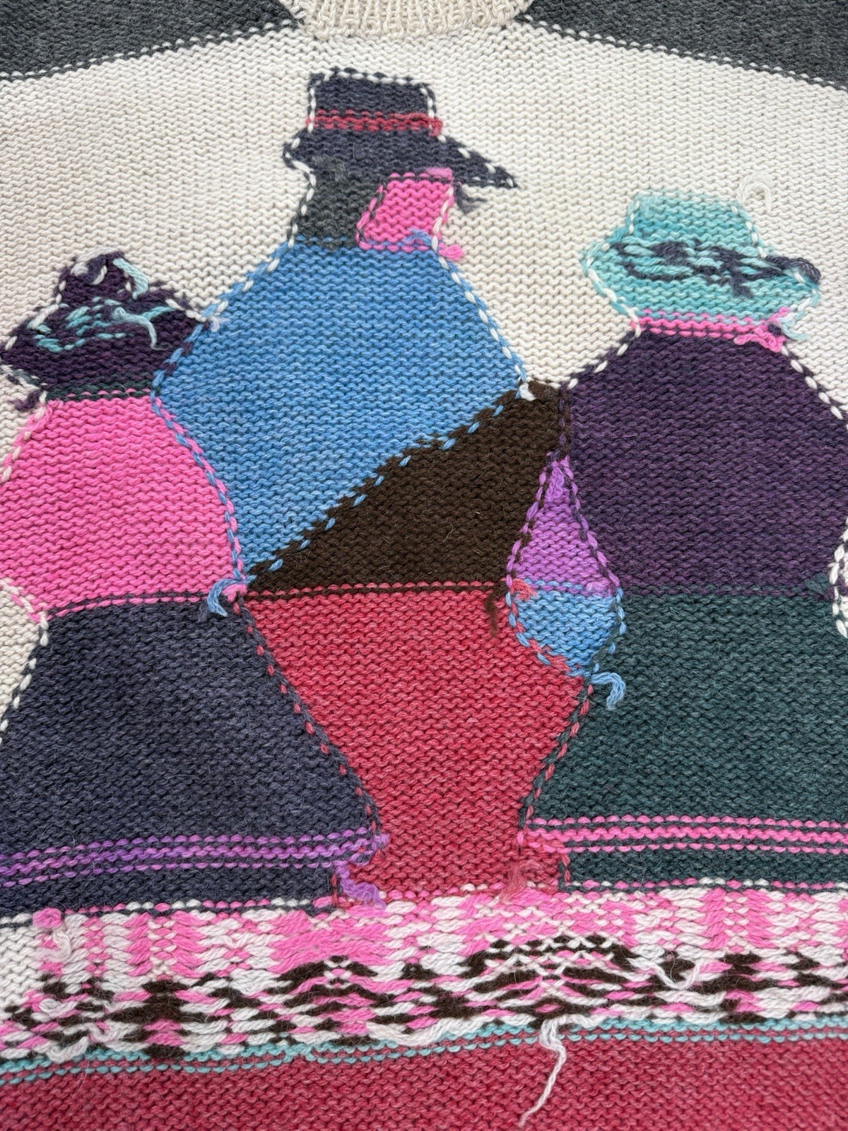 Vtg 80s Peruvian Baby Alpaca Sweater Wool S/M Geometric Design Women In Hats