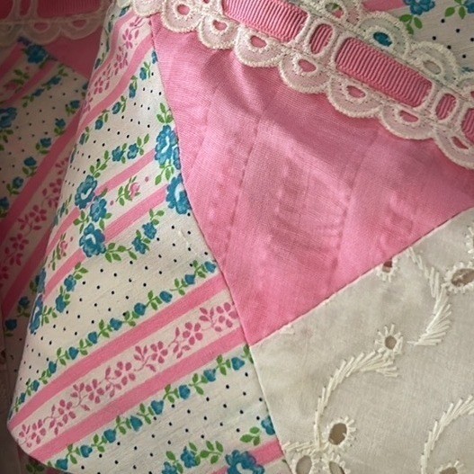 Vintage Mountain Artisan Patchwork Maxi Skirt Pink Floral Eyelet 70s Cottagecore