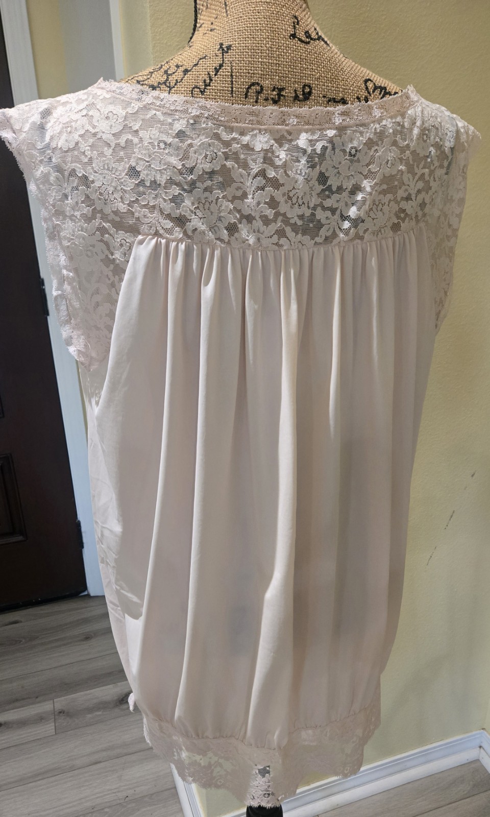 4 Pc Vintage Silky Nightgown Sleep Lingerie Lot Sz Medium