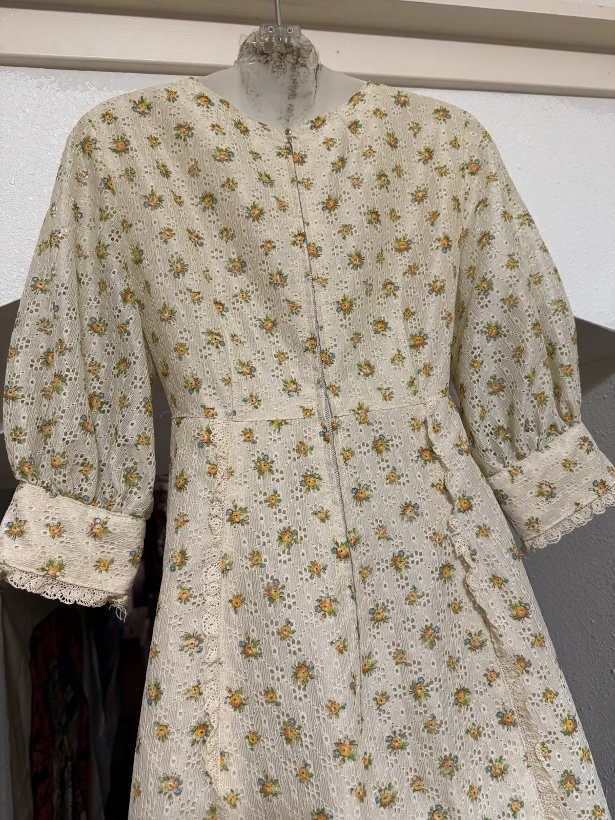 FABULOUS VTG Homemade Dress Floral Lace Cottage Core Prairie SMALL High Waist