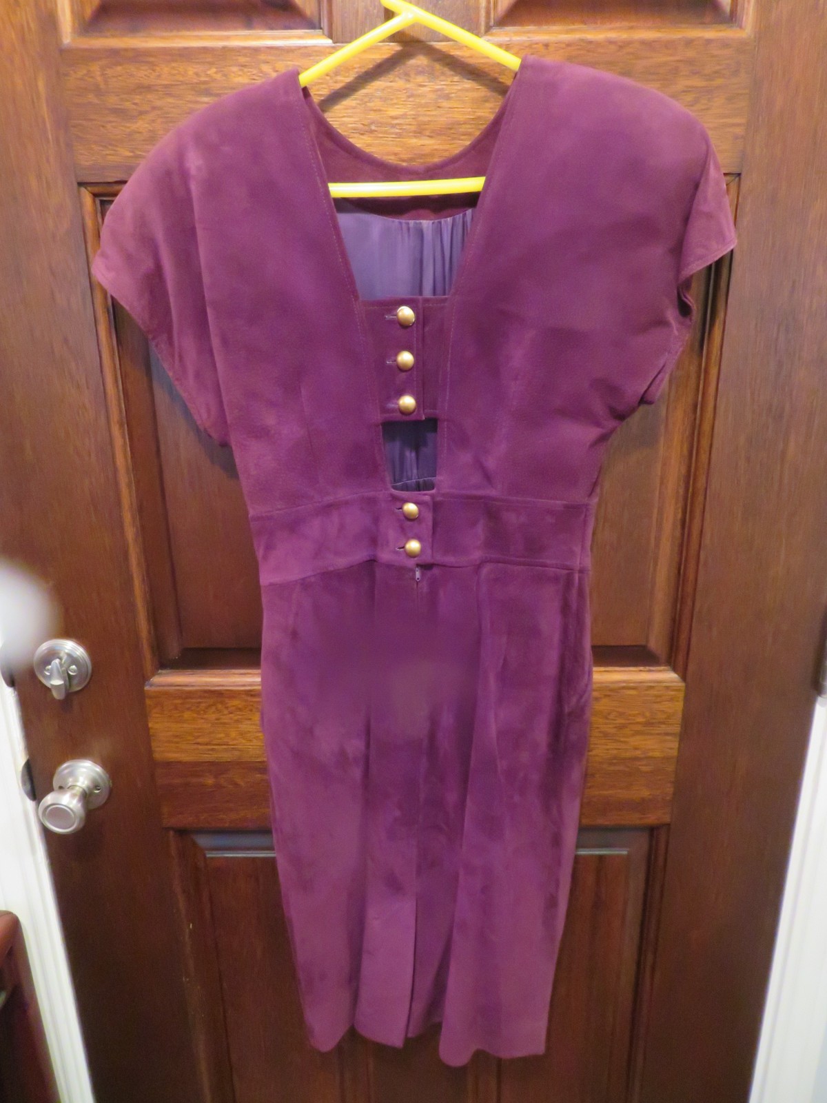 VINTAGE 1980s liz claiborne DRESSES Purple Suede Dress. Misses Size 8. RN 52002.