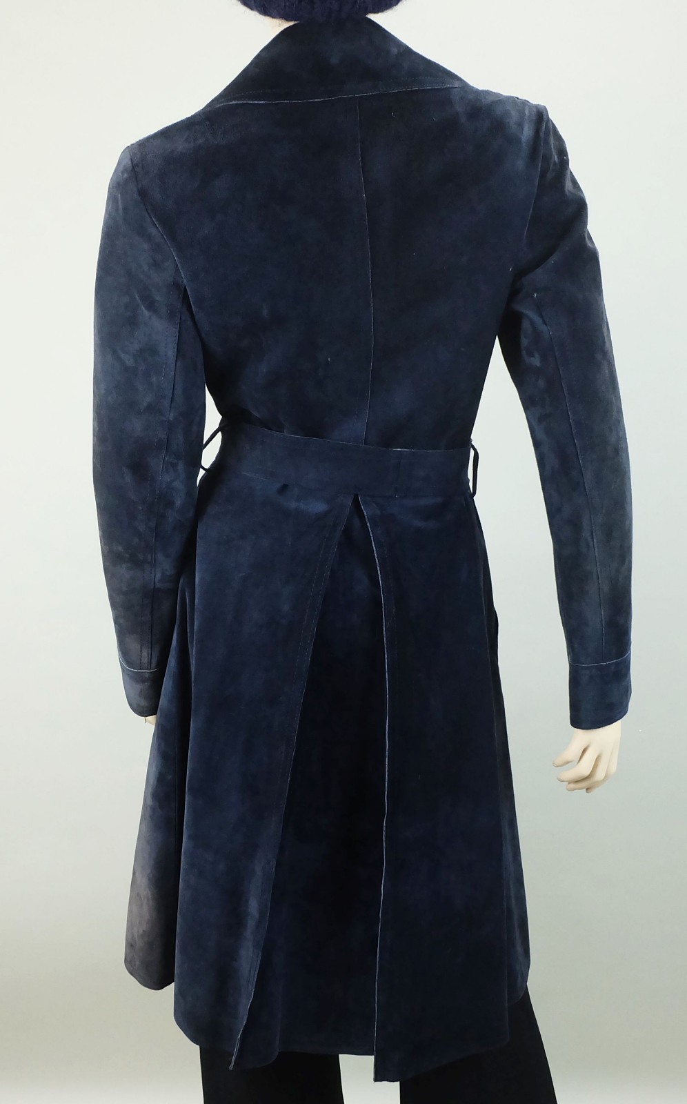 1970s Blue Suede Coat Size 38 True Vintage