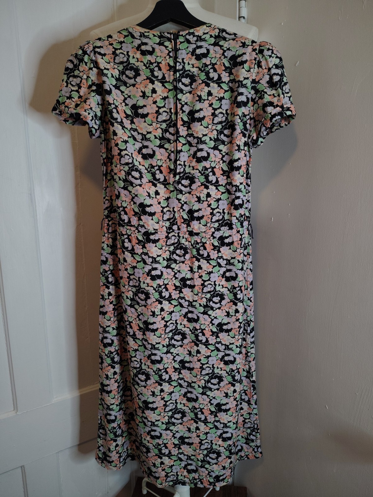 Vintage 1970s Jane Schaffhausen for Belle France Floral Dress Womens Small 4-6