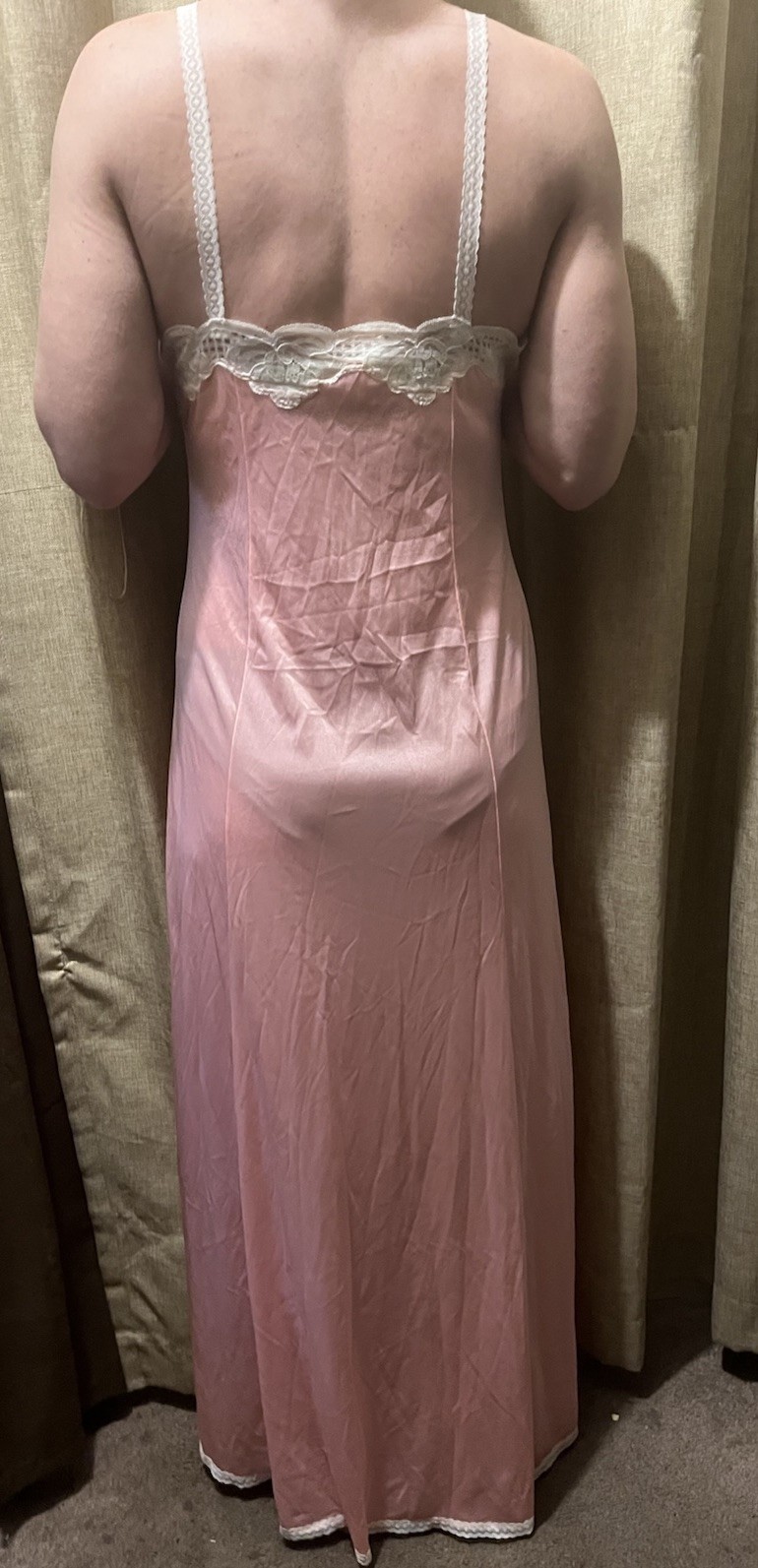 Sz S Elegant Vintage Lt Pink & White W Lace Detail & Straps MCM Night Gown 1960s