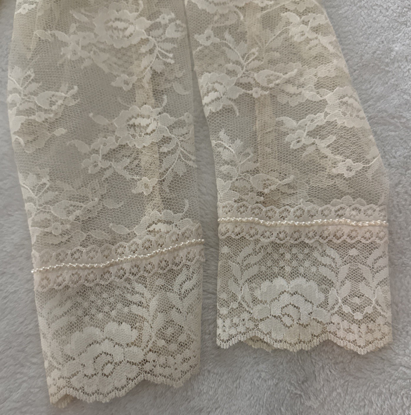 Vintage Handmade Ivory Mermaid Style Drop Waist Wedding Dress Lace Pearl S/M