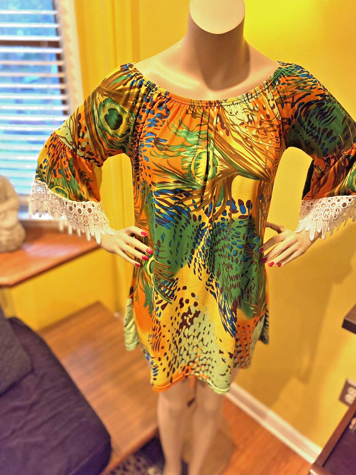VINTAGE 60’s Micro Mini Dress PEACOCK PATTERN Lace Sleeve 36 inch bust