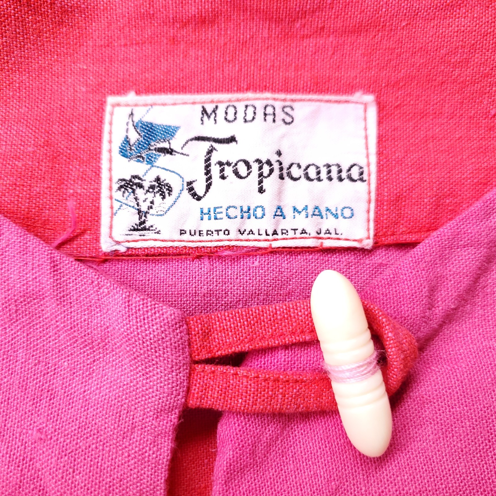 Modas Tropicana Lobster Pullover Poncho Top Women OS Pink Red Embroidered VTG