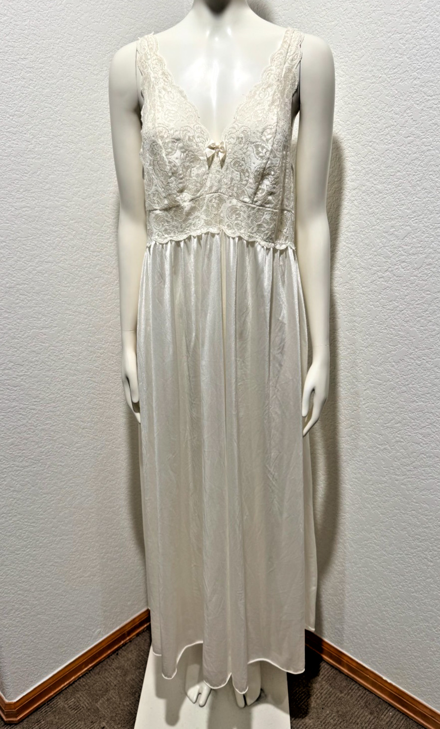 Vtg Shadowline Nightgown Slip Dress Full Sweep Maxi Lace Sz L Nylon Ivory Bridal