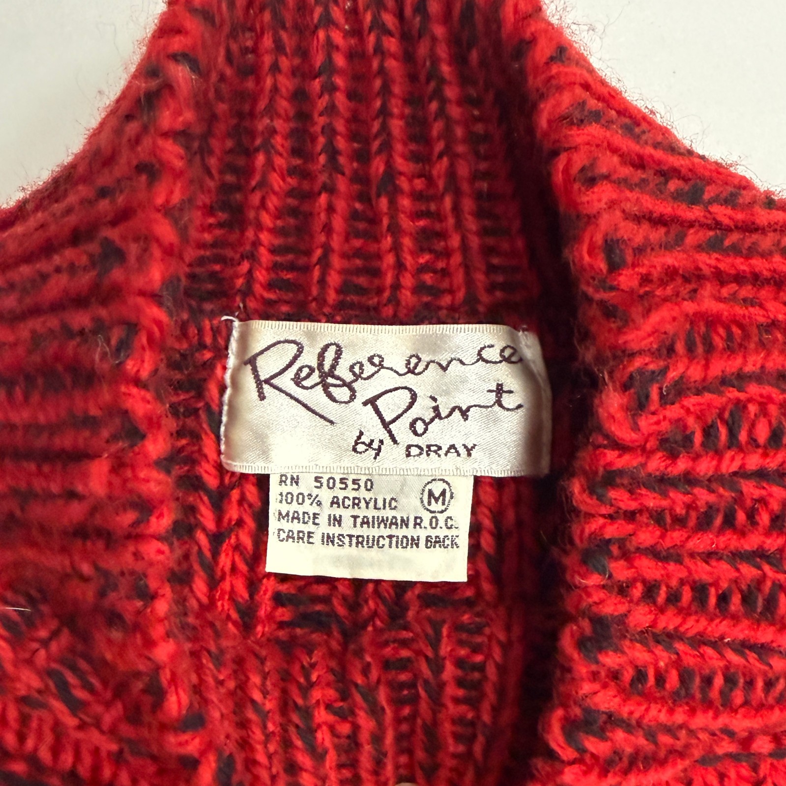 Totally 80s Vintage Oversized Acrylic Knit Sweater VIBRANT RED – Size Medium