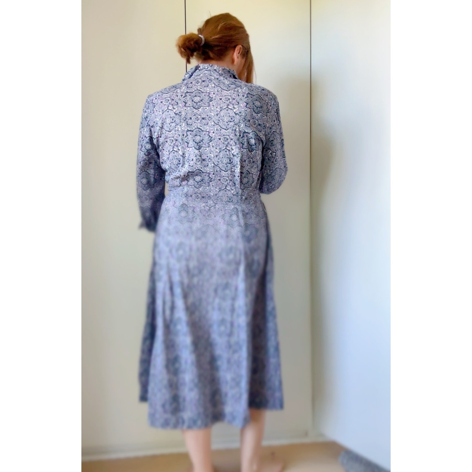 Vintage 70s Womens Dress Graphic Print Size M Gray Purple Day Dress Retro