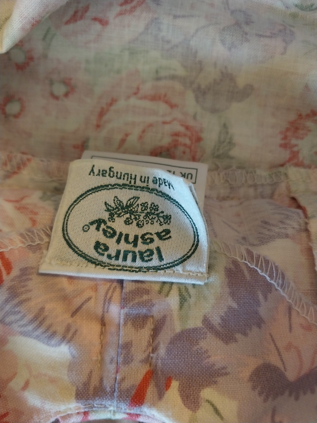 Vtg 1980s Laura Ashley Cottage-core Romantic Puff Sleeve Large Bow Tea Dress