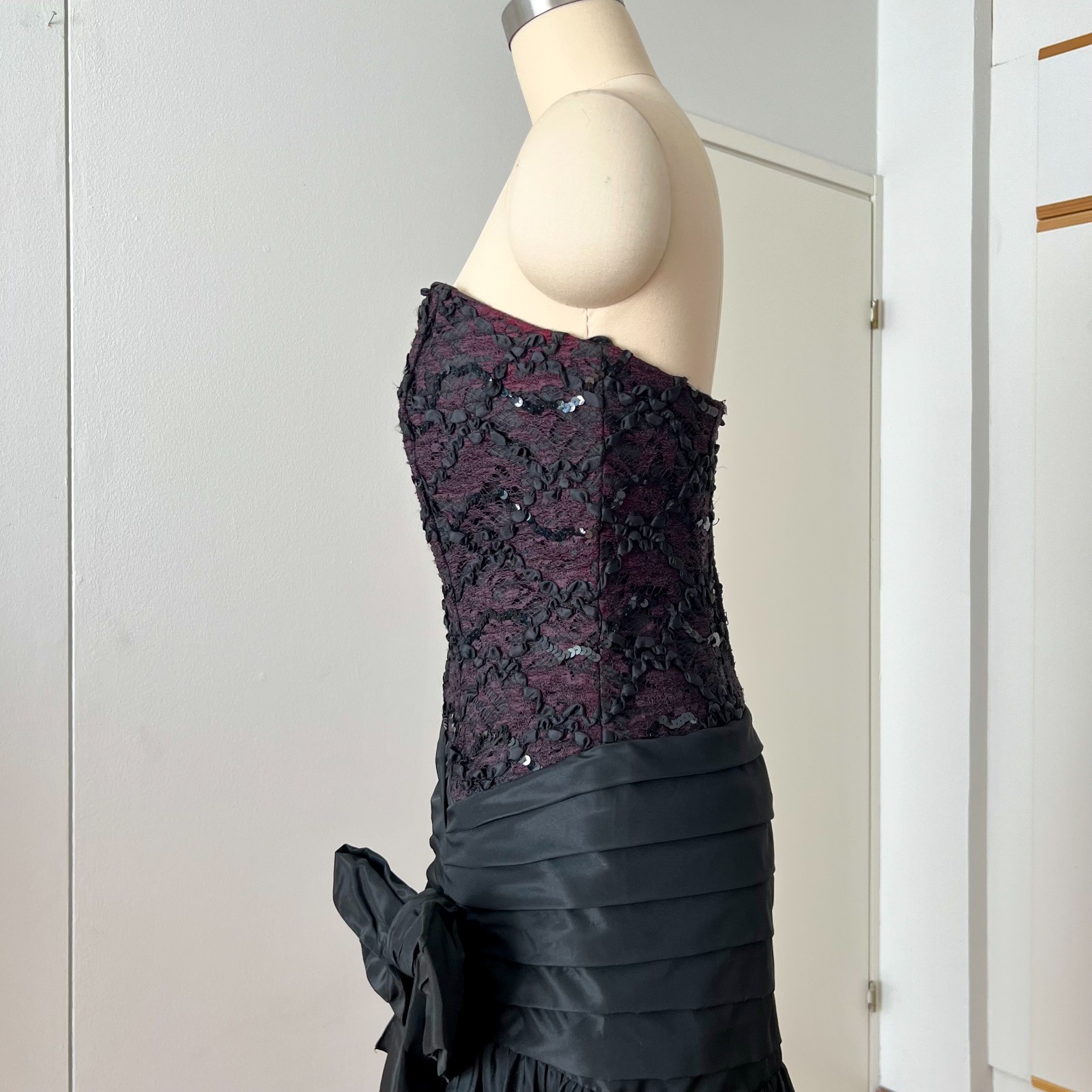 1980s VERA MONT Drop Waist Evening Dress Strapless Sequin Corset Cocktail EU 40
