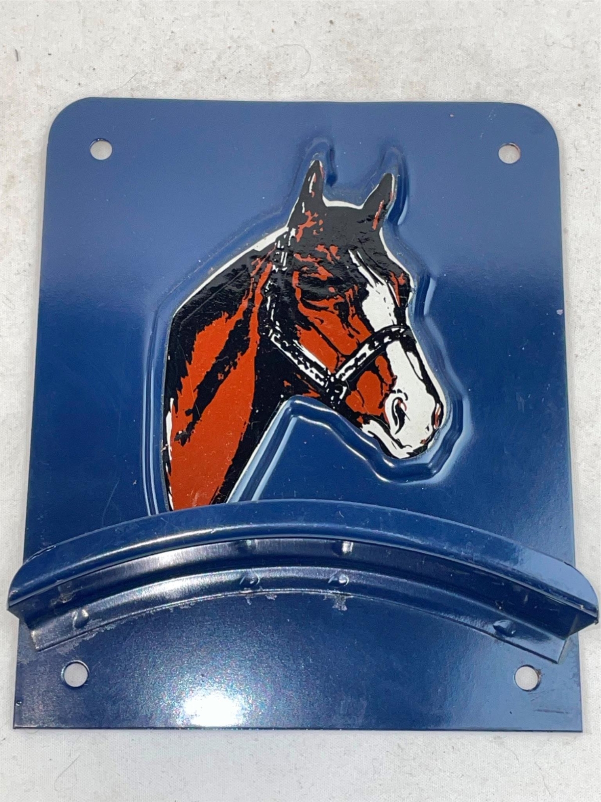 VTG BLUE METAL HORSE EQUESTRIAN TACK STABLE ROPE HANGER HOLDER