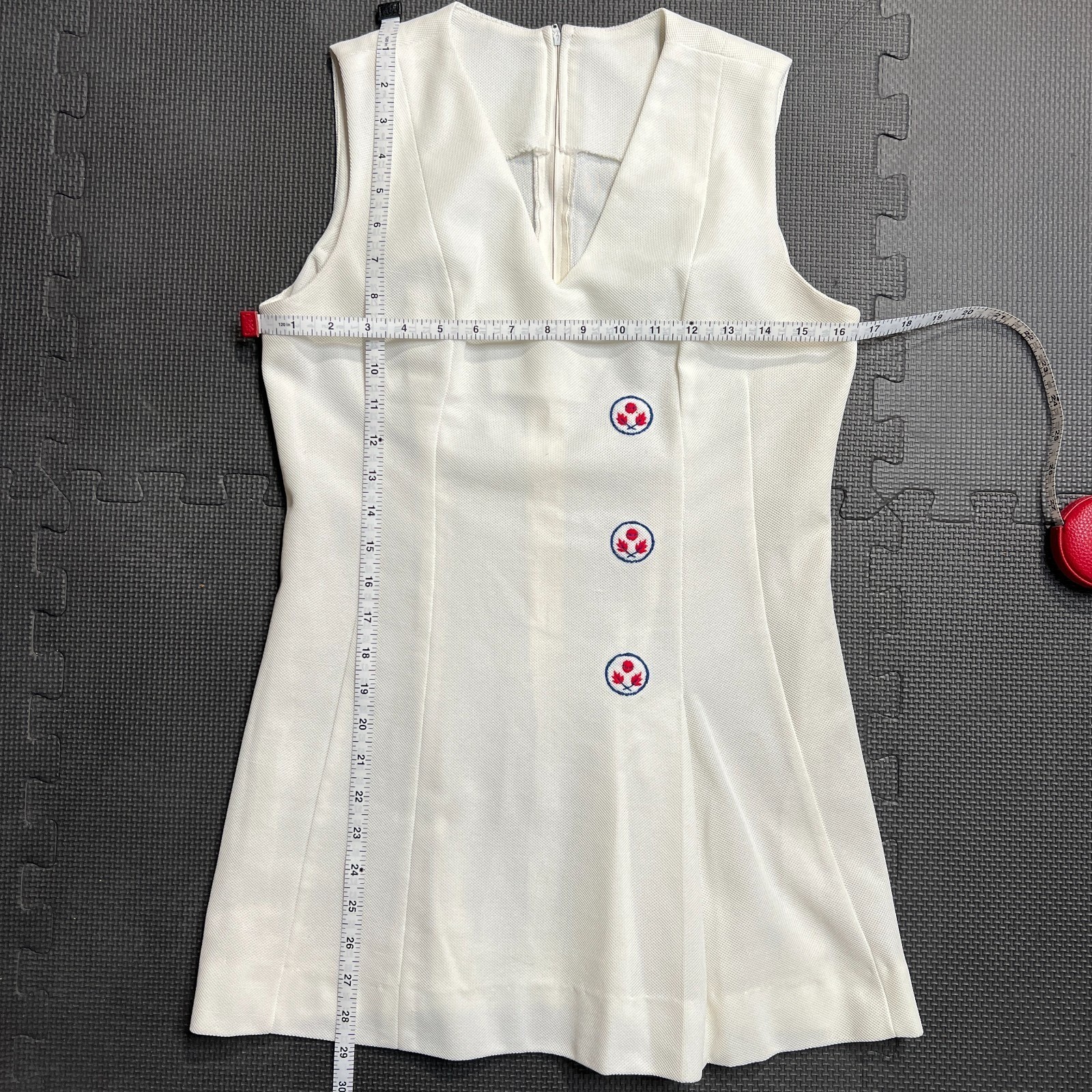 Vintage The All Whites Tennis Dress Canada Patch Sleeveless Pleated White 90s XS