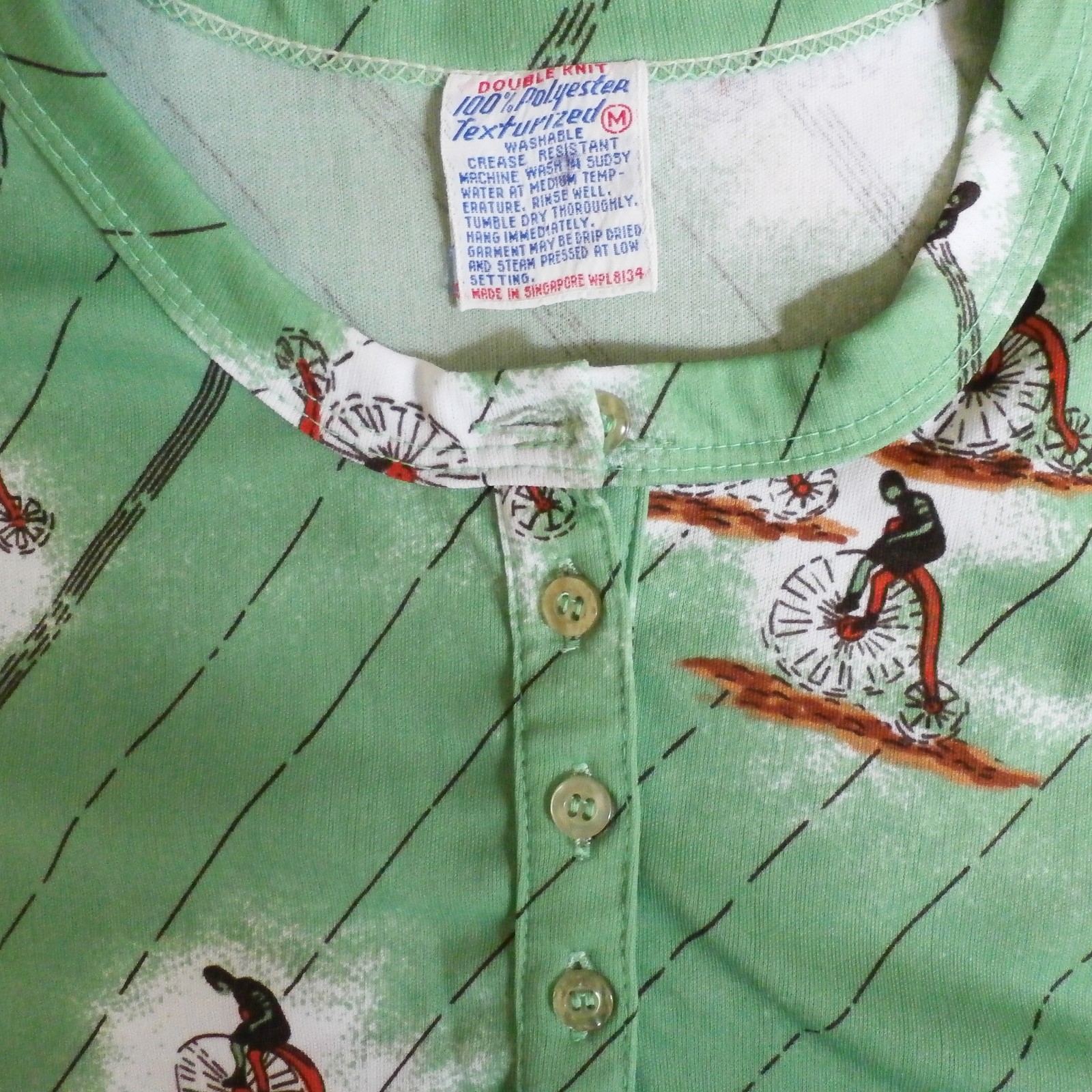 VTG 60s 70s Green Novelty Print Top Victorian Bicycle Short Sleeve Henley Shirt