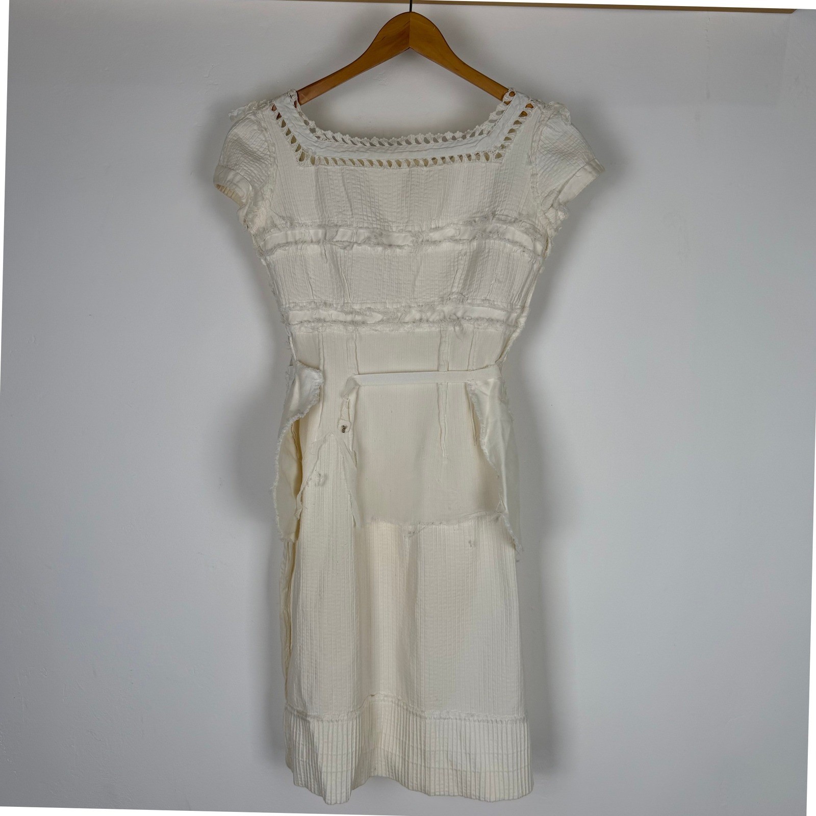 VTG 50s Cream White Crochet Lace Square Neck Textured Cap Sleeve Shift Dress