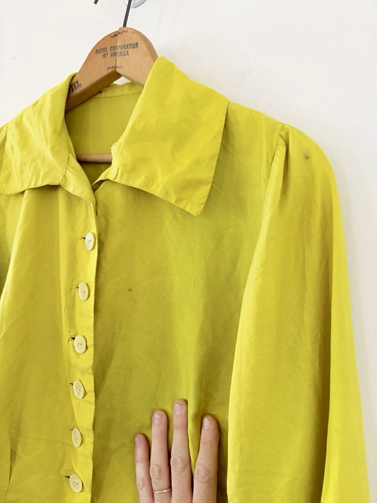 Vintage Antique 1920s 1930s Chartreuse Silk Trumpet Sleeve Blouse Shell Button S