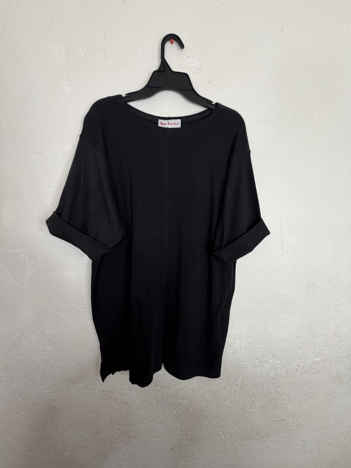 Vintage 90s Plus Factor Women’s Black Oversized Cotton T-Shirt Center Seam – XL
