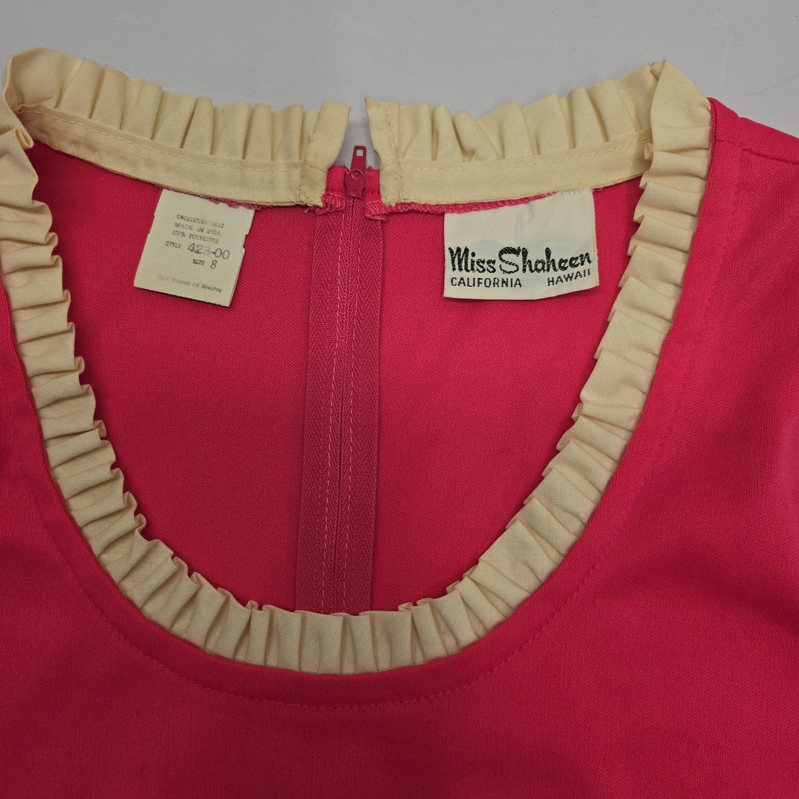 Miss Shaheen Vintage Pink Ruffle Neck Sleeveless Mod Top 423-00 Size 8