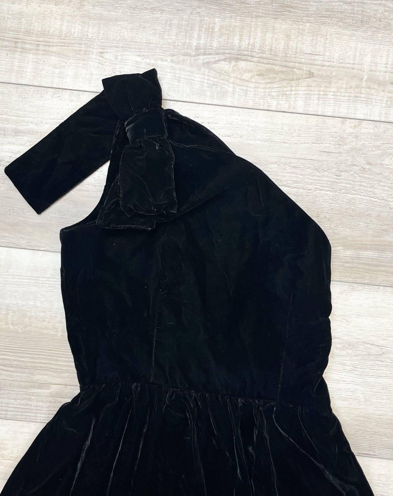 Victor Costa Vtg Black Velvet One Shoulder Gown Shoulder Bow Sz S/M? Whimseygoth